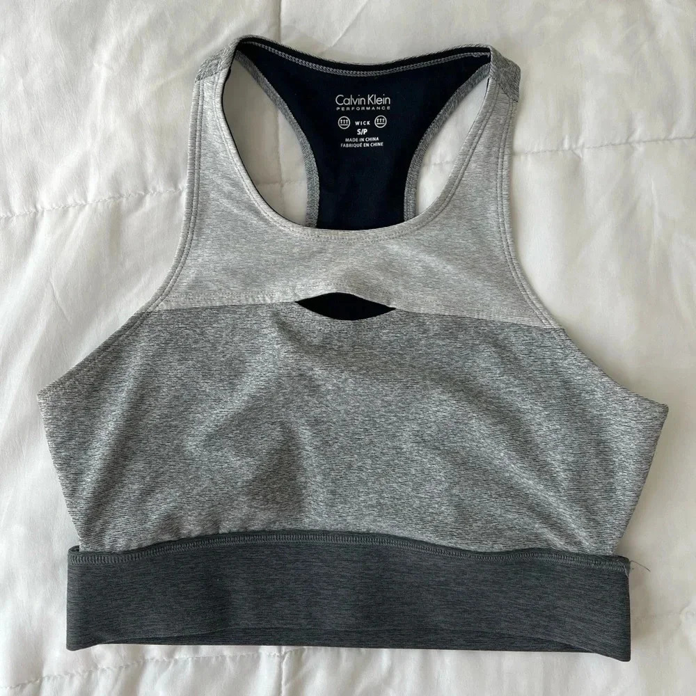 Calvin Klein Long Line Athletic Sports Bra with Cut Out | Women’s Size S